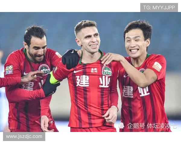 广州足球队团队协作分析与战术配合的深度探讨与展望