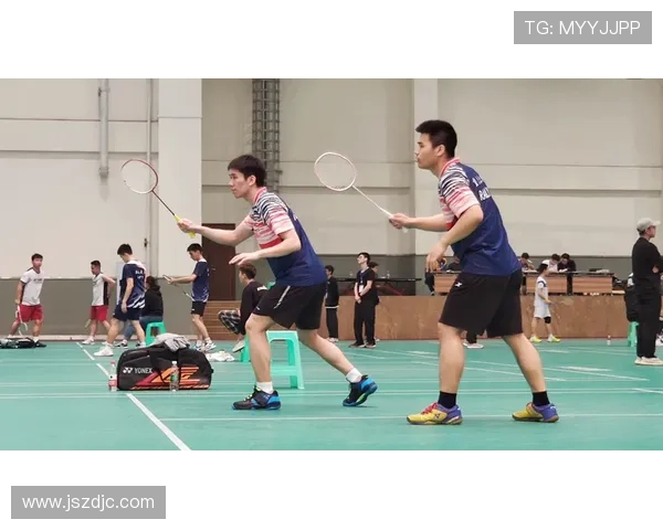 杭州羽毛球队与重庆羽毛球队实力对比赛后分析与总结